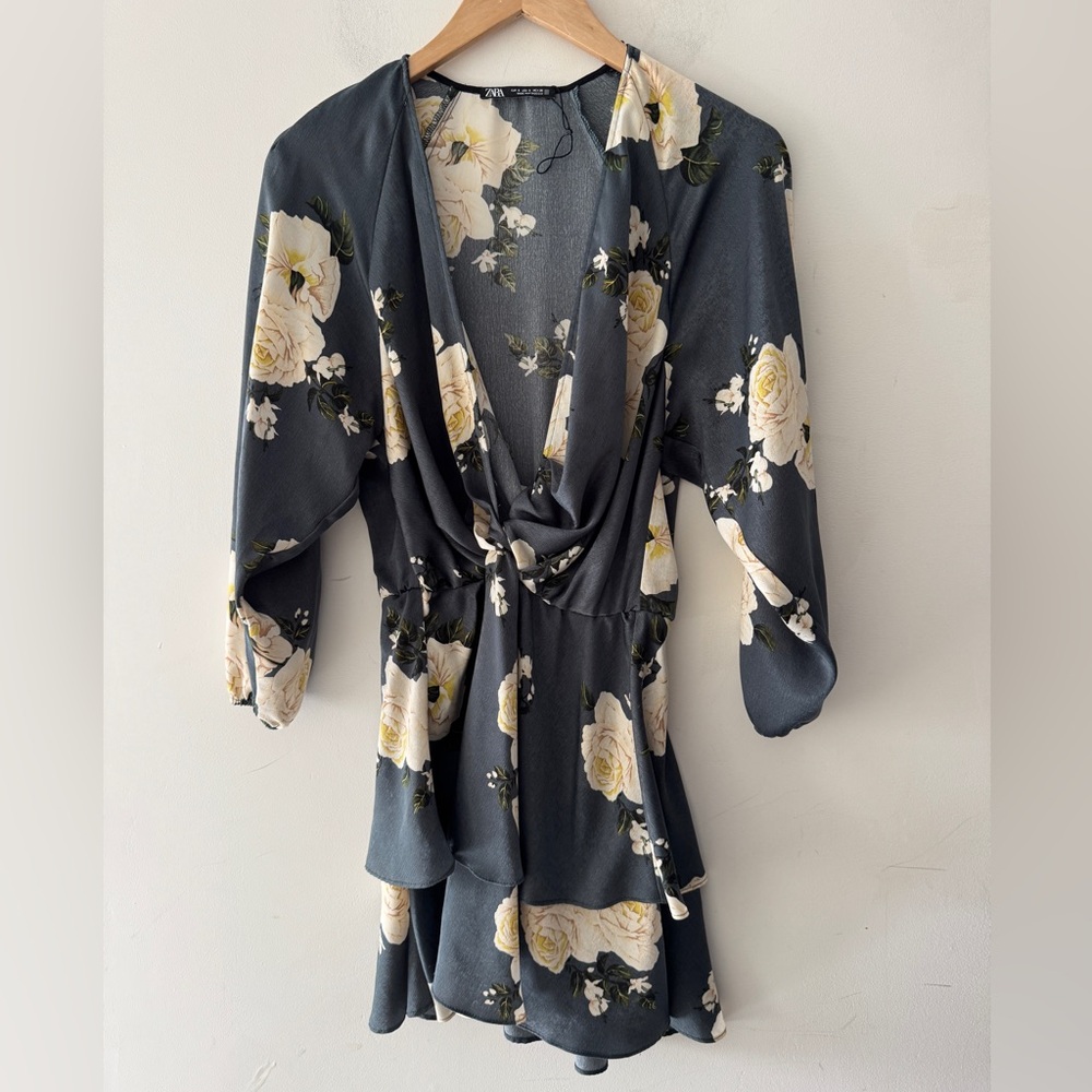 Zara Floral Wrap Kimono Layered & Tiered Dress Tie Front‎
